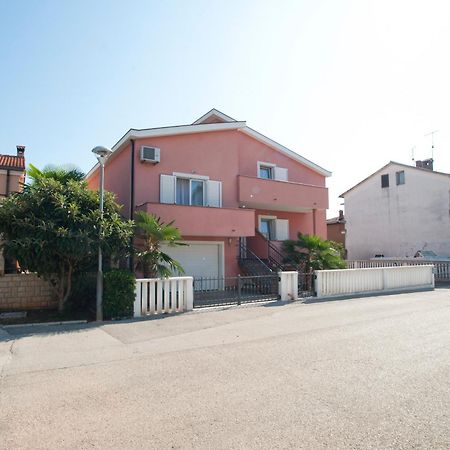 Apartments Maric With Parking Umag Exterior photo